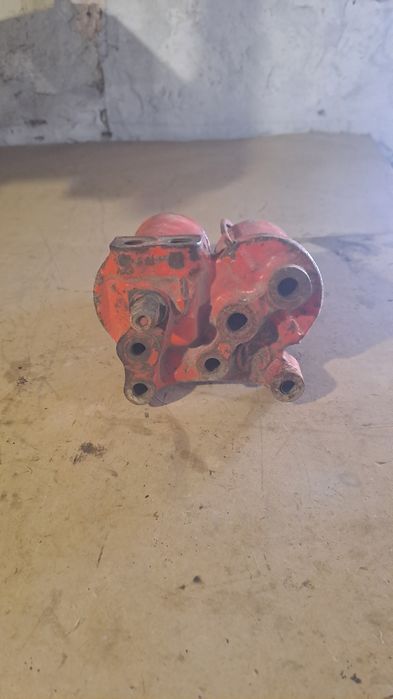 Фільтр паливний грубого і тонкого очищення.