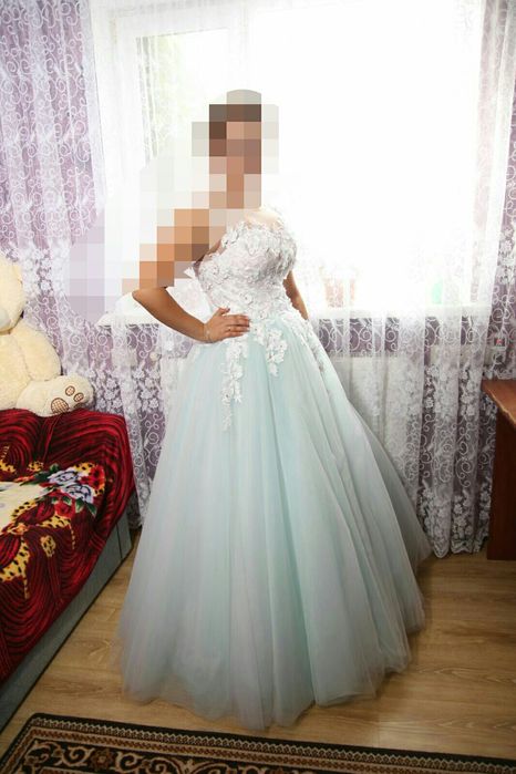 Продам весільну сукню 3-Д