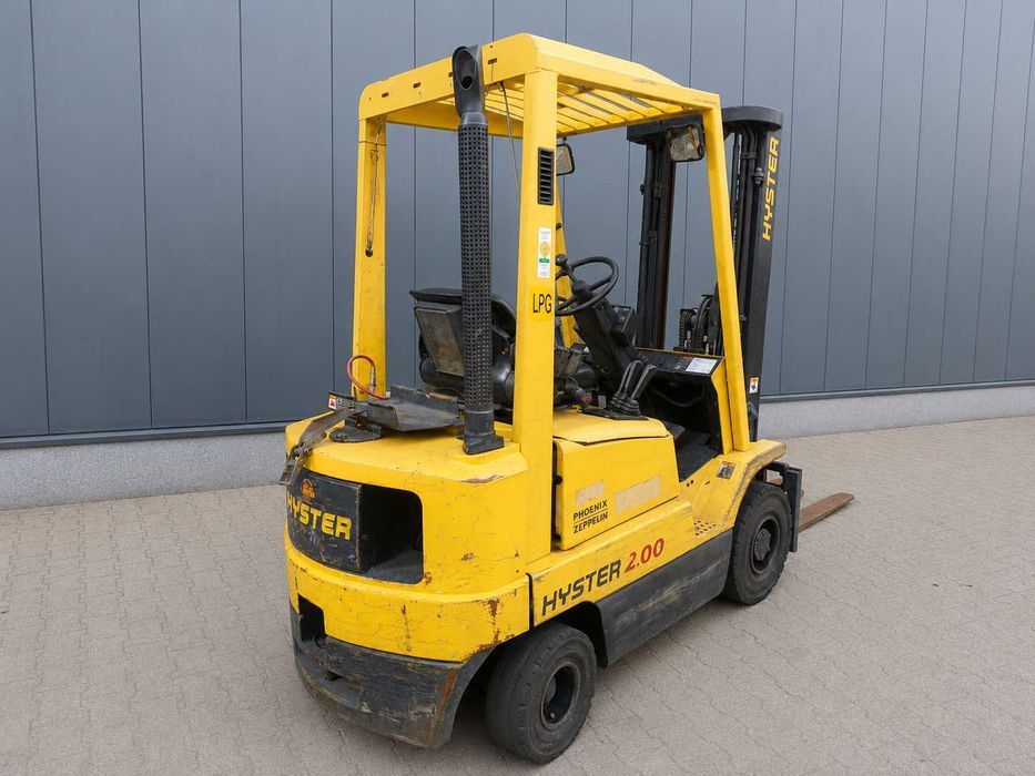 Wózek widłowy Hyster H2.00XMS – 2004 r. | Udźwig 2 t | Przesuw boczny