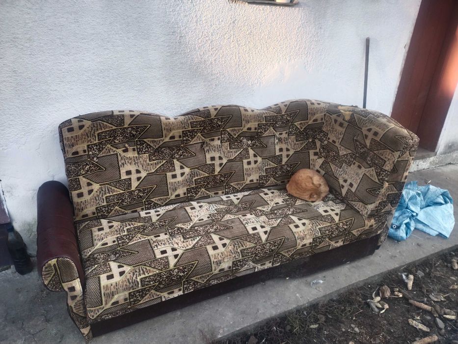 Продам диван стан задовільний