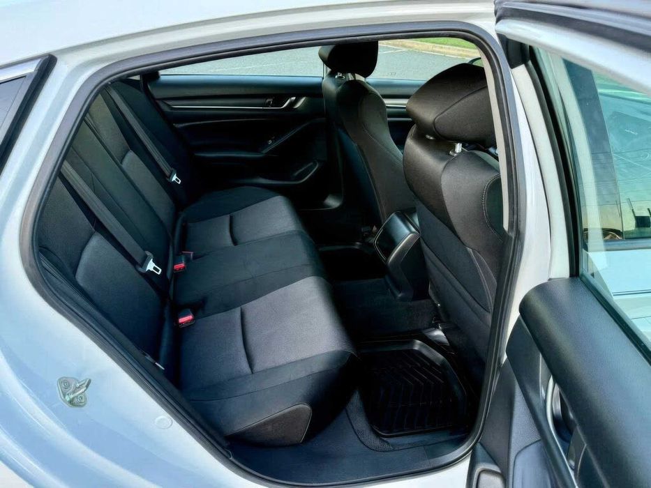 Honda Accord Hybrid      2019