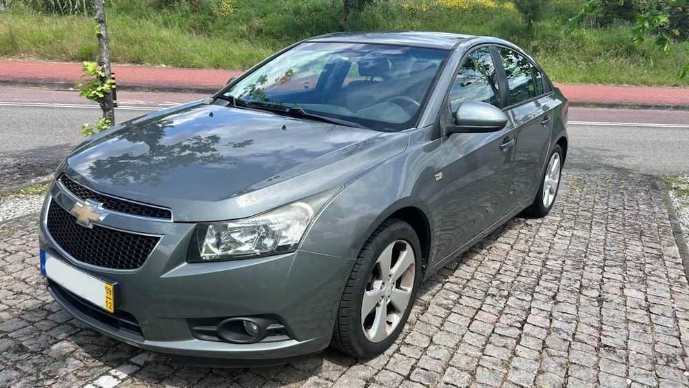 Chevrolet Cruze 1.6 LS GPL