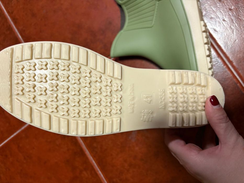 botas verdes tamanho 41.