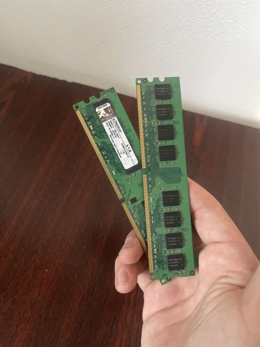 ПРОДАМ ОПЕРАТИВНУ ПАМЯТЬ ДЛЯ КОМПʼЮТЕРА DDR2 1x2GB