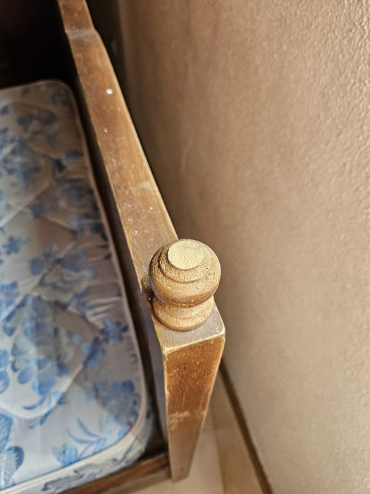 Cama de casal c/ colchão