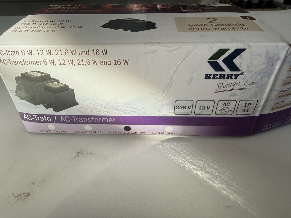 transformator prądu zmiennego (AC) marki Kerry Electronics.