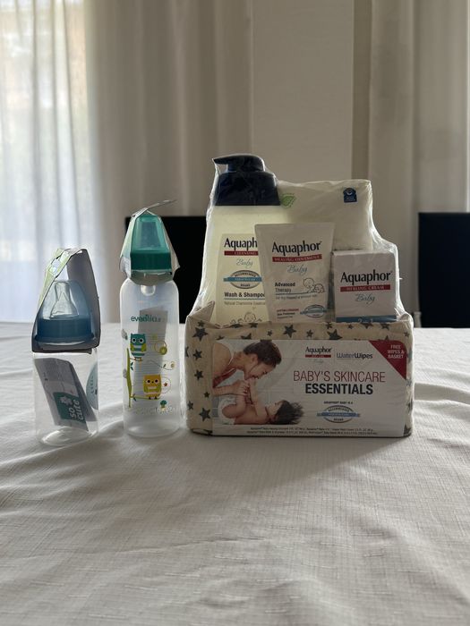 Набір aquaphor, подарунок, для немовля, гампунь,крем,гель, пляшка