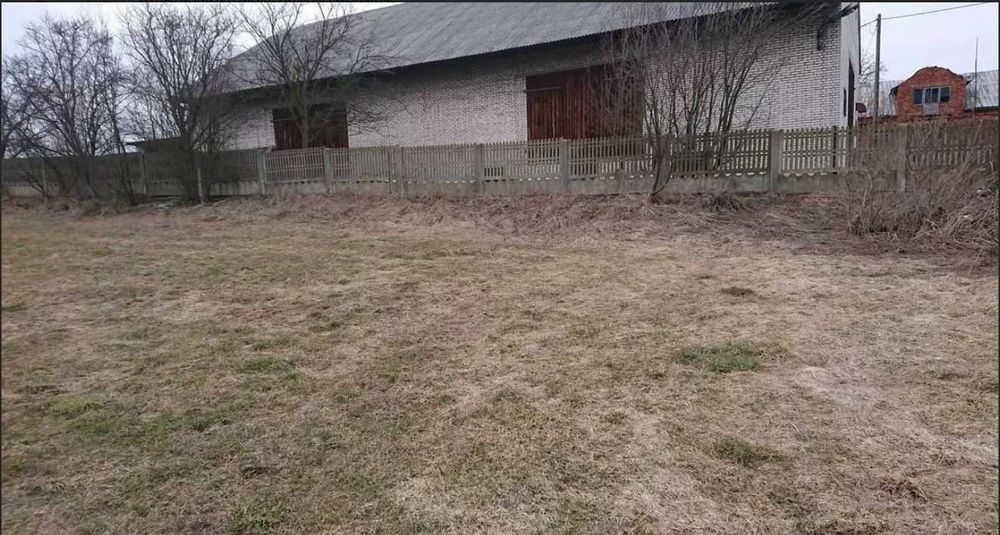 Wynajem magazynu – garaż + stodoła | Poręba Dzierżna