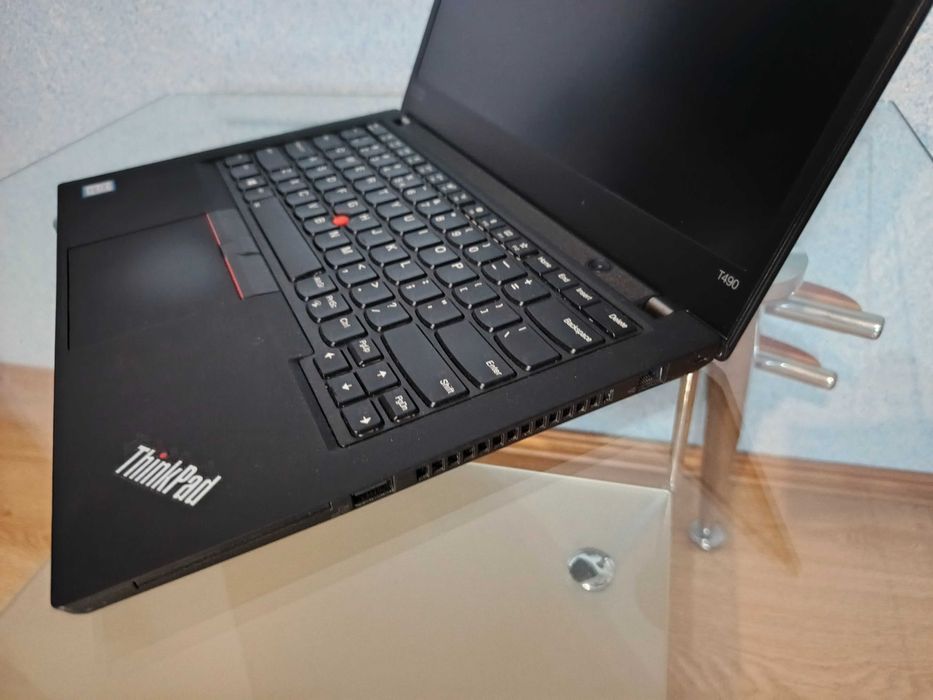 Laptop Lenovo T490 i5 Win11 podświetlenie super bateria ok 12h