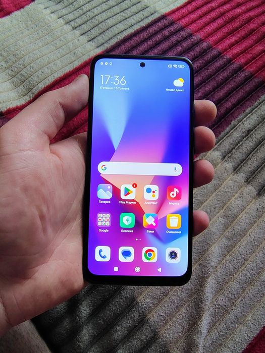 Xiaomi Redmi Note 10s під невеликий ремонт