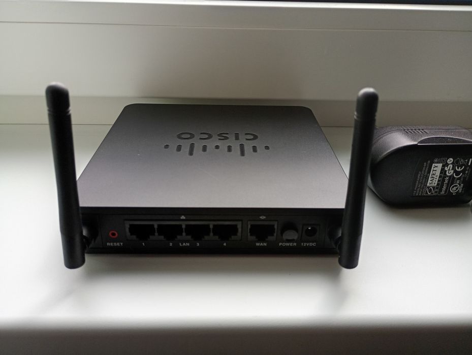 WiFi роутер Cisco RV110W V3