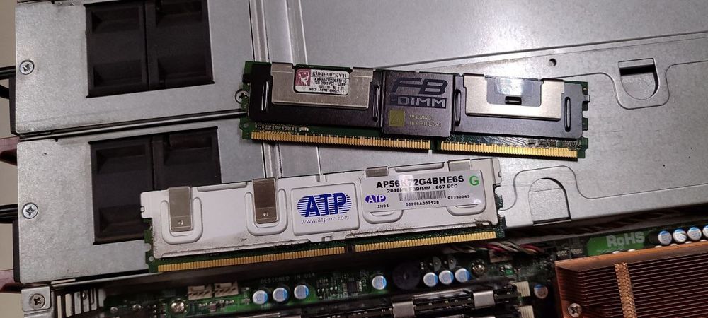 Сервер SuperMicro X7DWU
Xeon 2xE5410 - 2.33GHz,
12Gb DDR2-667
2 БП 650