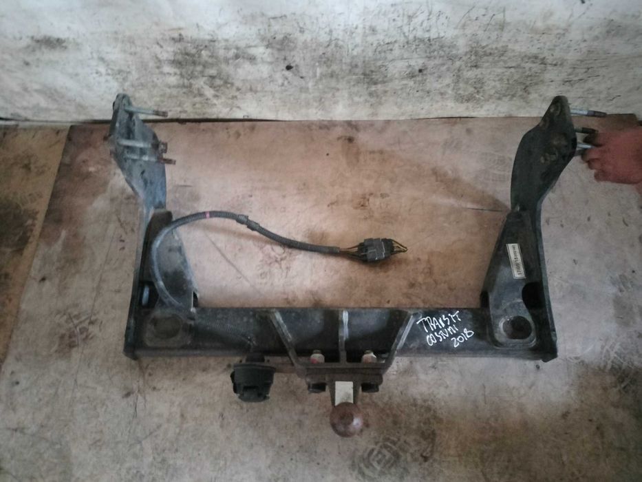 Engate Gancho Reboque Ford Transit Custom 2018