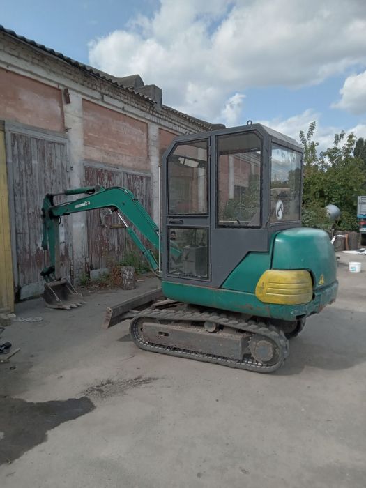 Мініекскаватор komatsu pc10