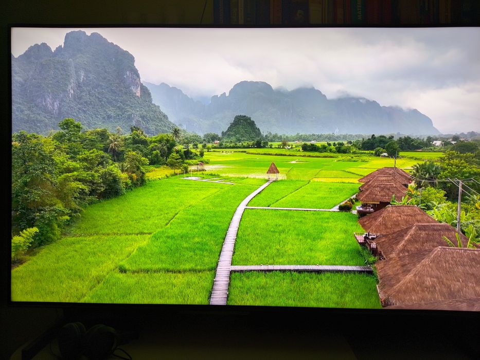 Телевізор Hisense MiniLED 55U6NQ