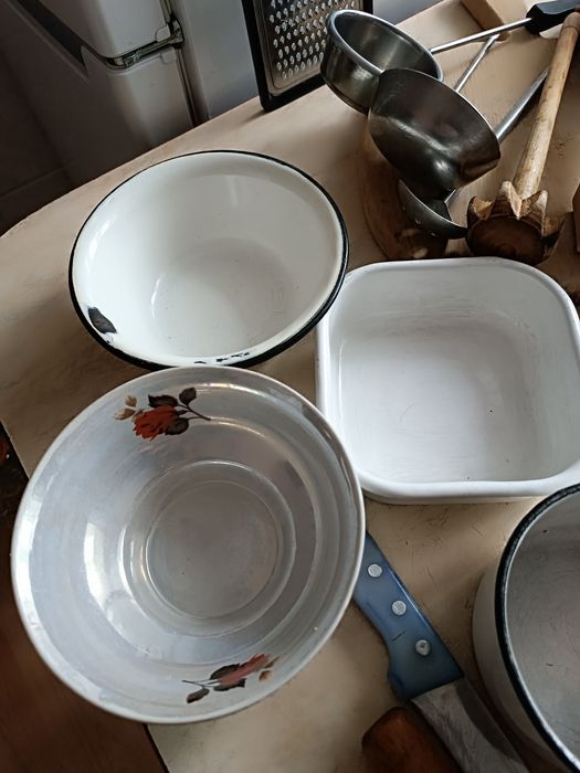 Кухня аксесуари тертка дошка сито ніж відкривачка овочерізки