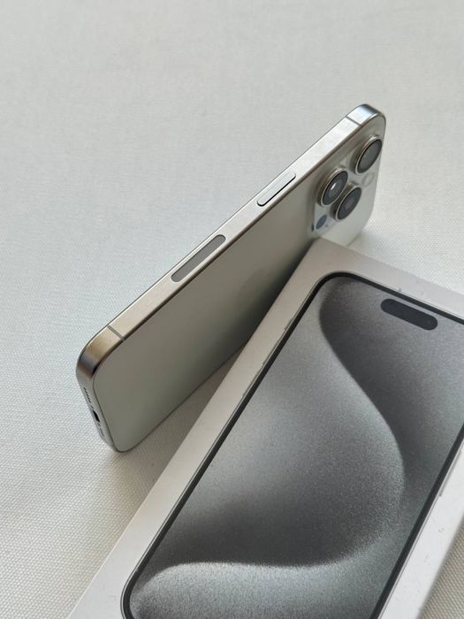 Продам IPhone 15 Pro 256 Neverlock