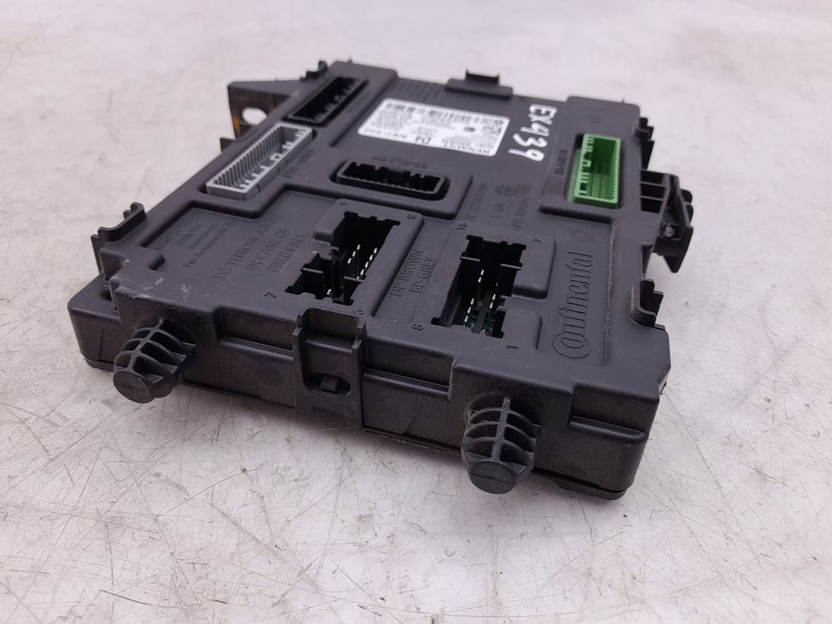 Módulo genérico RENAULT Megane IV (B9A/M_)