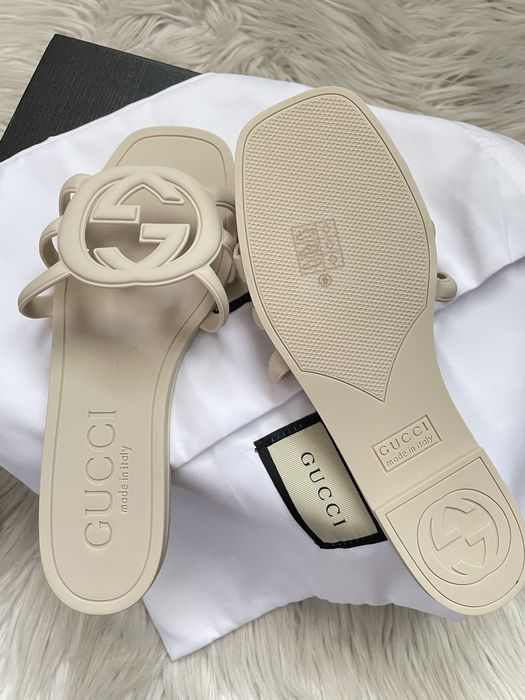 Шльопанці пляжні Gucci