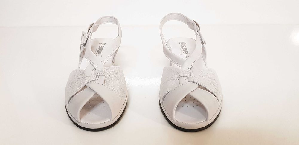Sandałki damskie Suave skóra, białe, komfort rozmiar 39,40,41