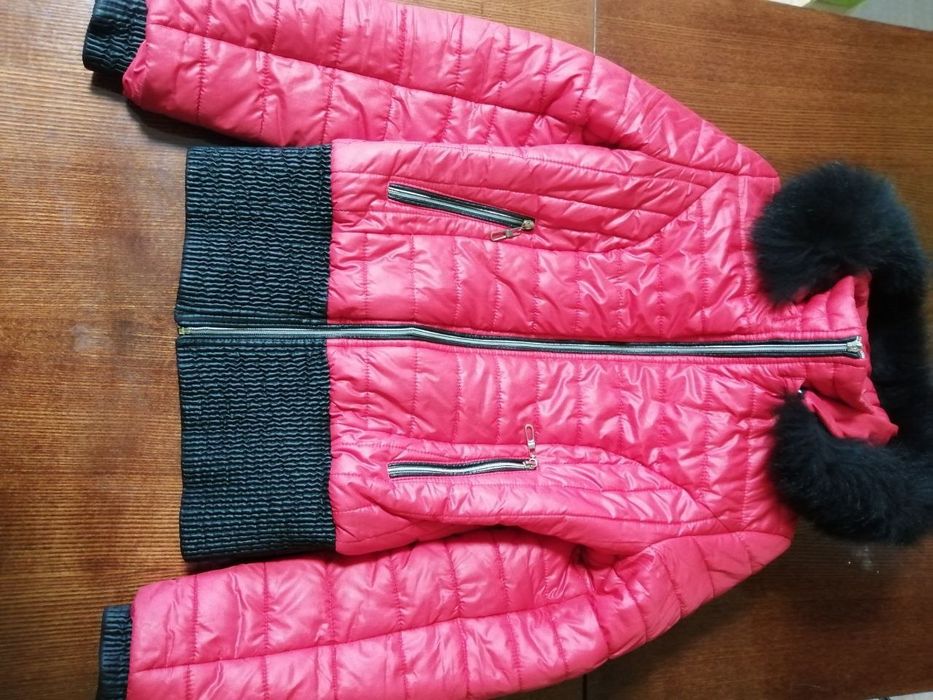 Тепла зимова курточка