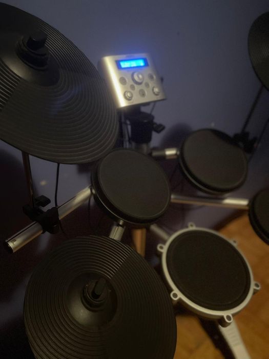 Bateria Eletrónica - Aroma TDX-10 (Como Nova)