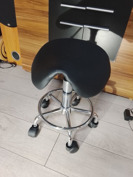 Taboret kosmetyczny