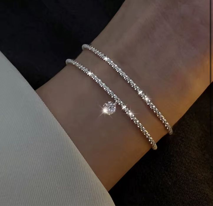 Pulseiras brilhantes