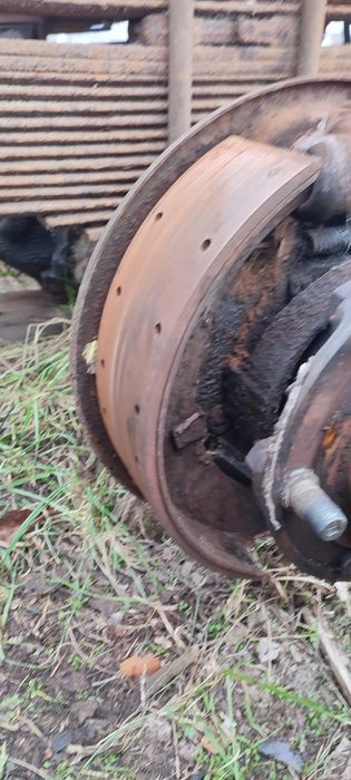 Барабани тормозні газ 3307 1000 гривень