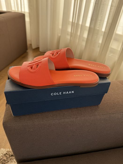 Жіночі шкіряні  шльпанці Cole Haan