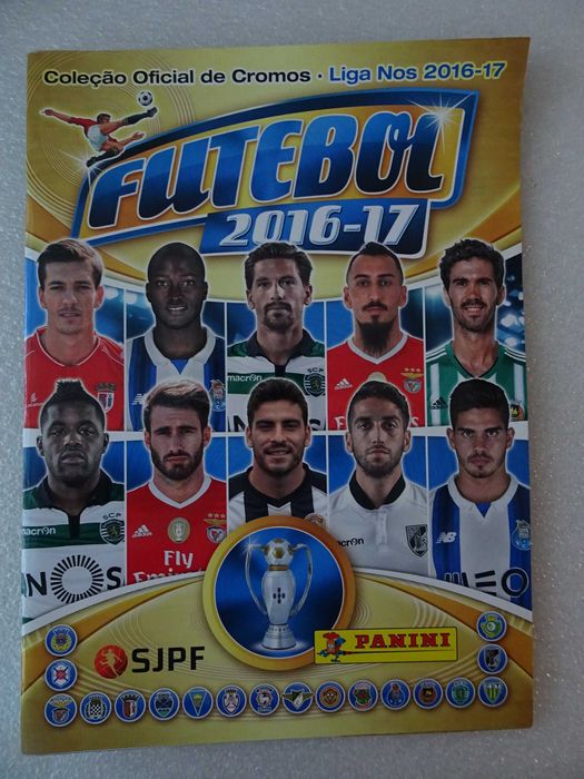 Caderneta de cromos de futebol - Futebol 2016-17 Panini (tem 4 cromos)