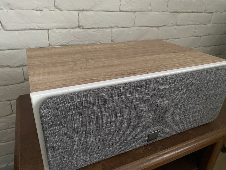 Продам акустичну колононку Dali oberon 5 light oak