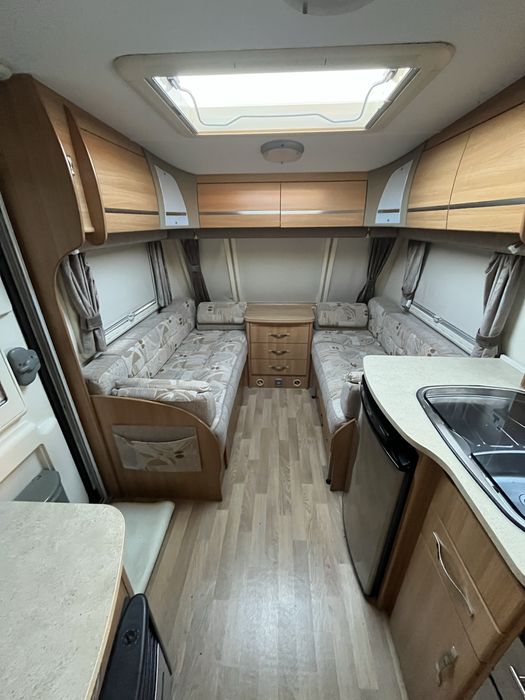 Coachman 560 VIP - 4 - 2011 - Mover- Solar
