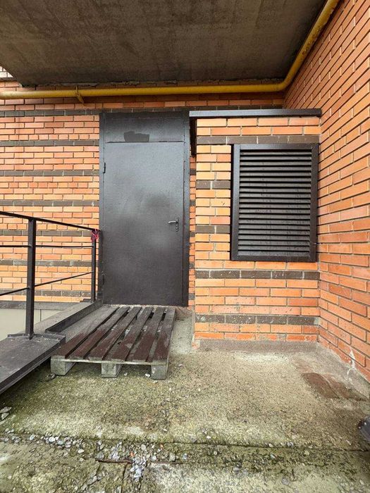 Центр міста. Оренда приміщення в новому будинку на Соборності.