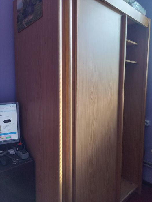 Розбiрна нiмецька шафа.