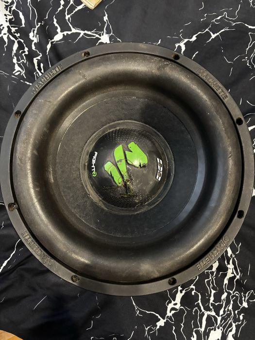 Це Machete Fighter MF-12R D2 (2+2 Ом).