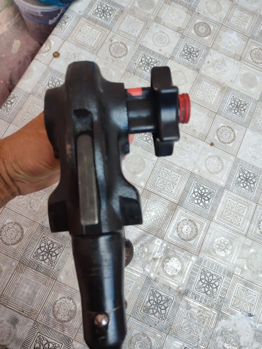 Продам фаркоп для BMW