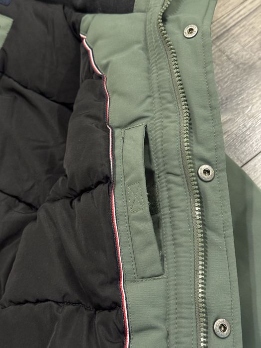 Зимова курточка Tommy Hilfiger, зріст 116-122