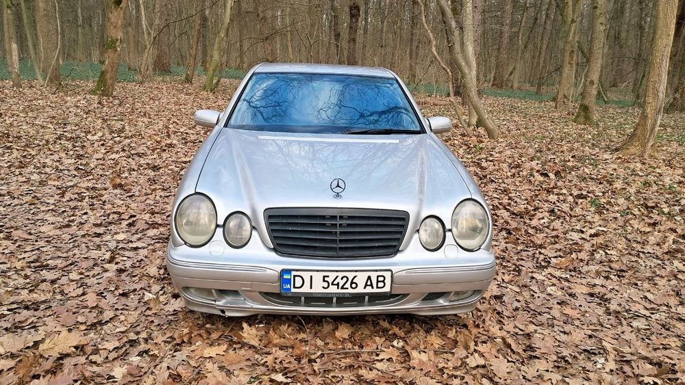 Мерседес бенс Автомат Дизель