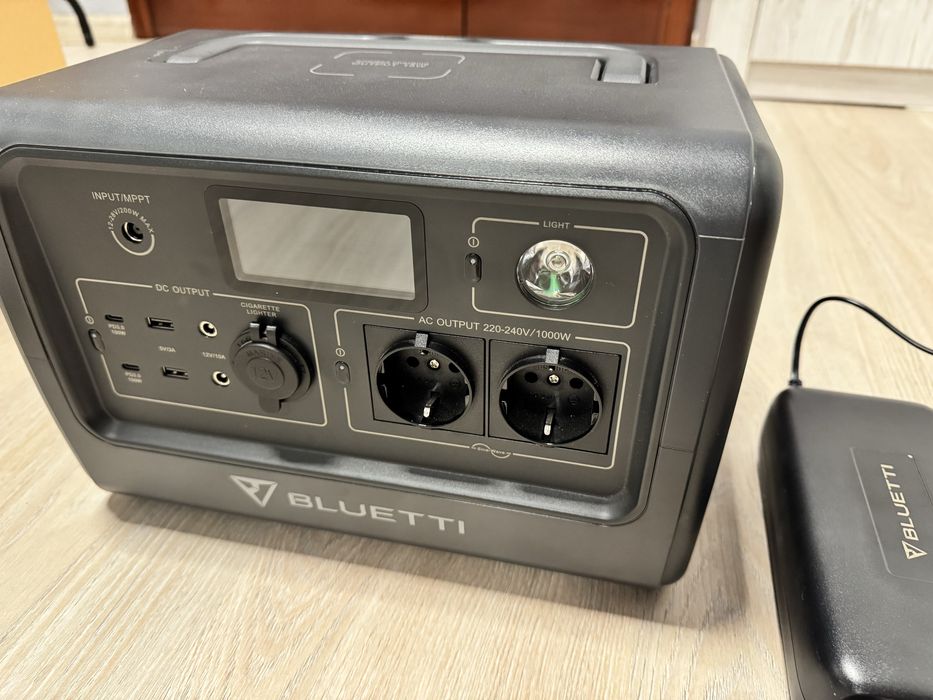 Зарядна станція Bluetti EB70