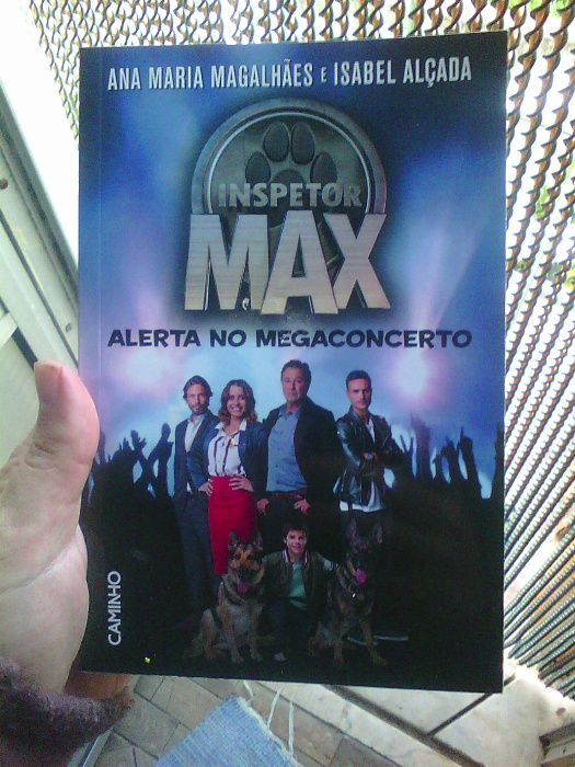 Livro Inspector Max MegaConcerto como novo-portes grátis