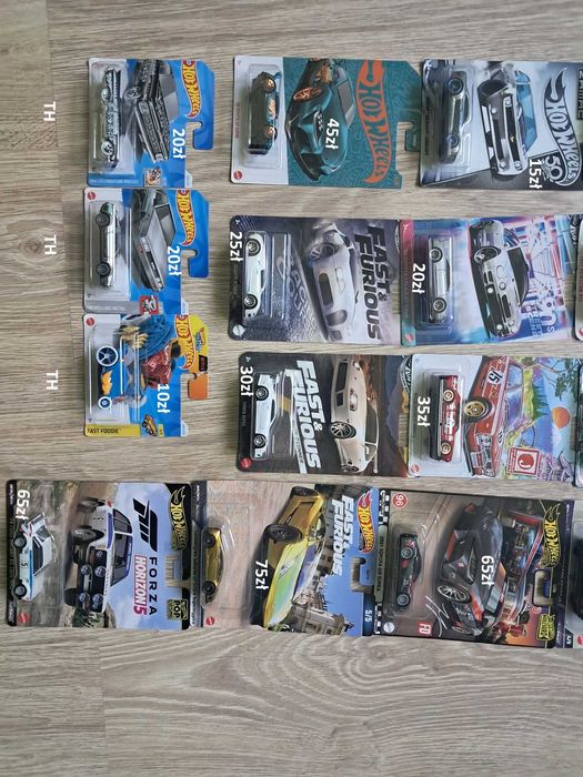 samochodziki hotwheels