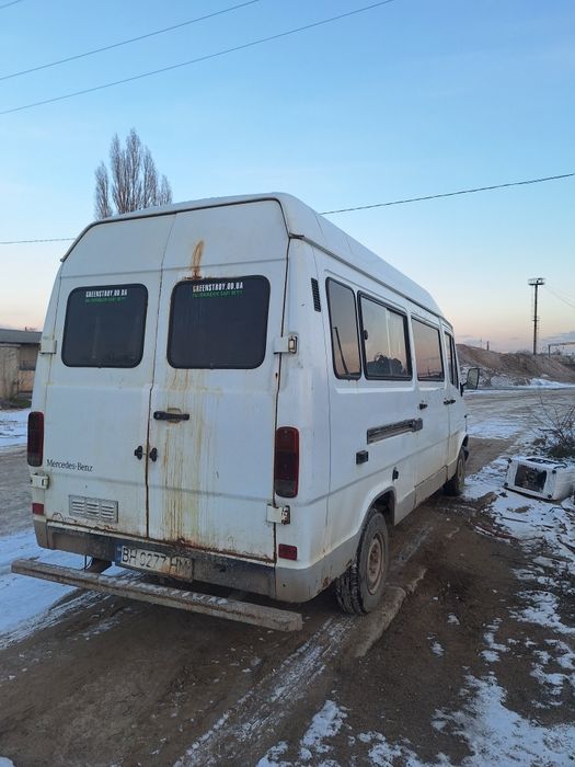 Продам мерседес т1 208D