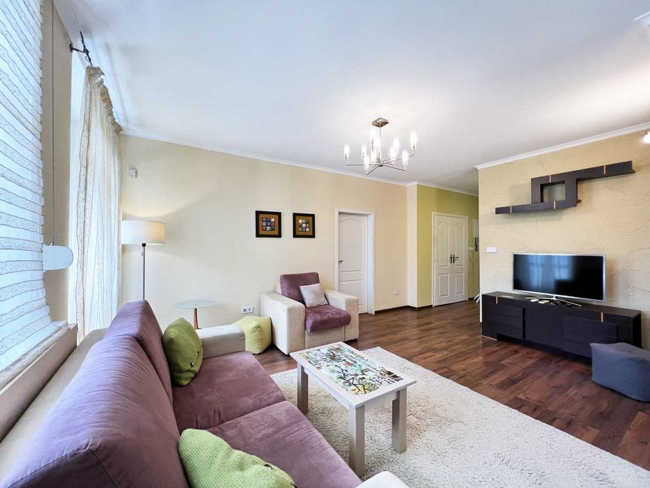 Продаж 3к квартири в Києві, Богомольця вул., 7/14 Без комісії