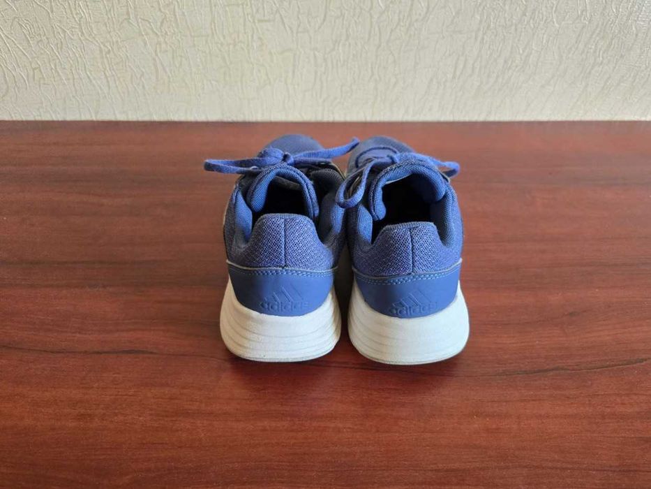 Кросівки для бігу Adidas Galaxy 5, 38 р.