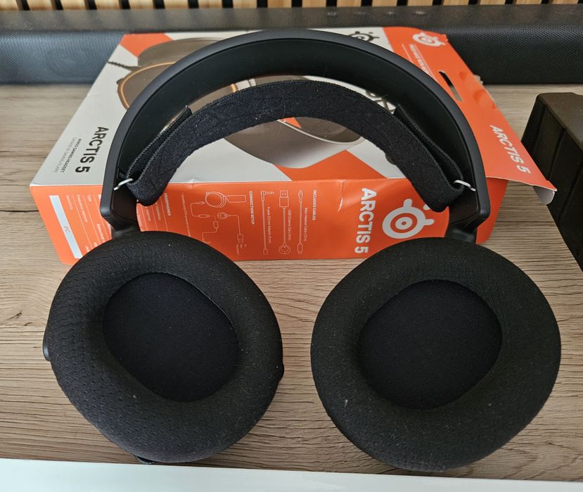Słuchawki SteelSeries: Arctis 5