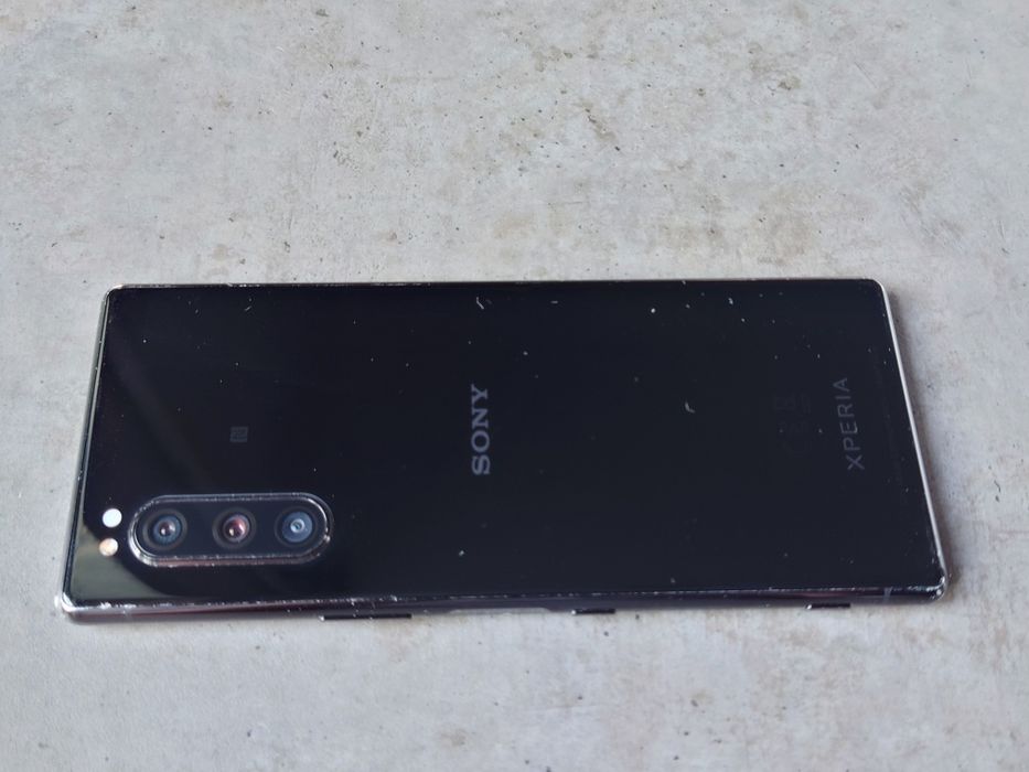 продам Sony Xperia 5 6/128GB Black (2SIM)