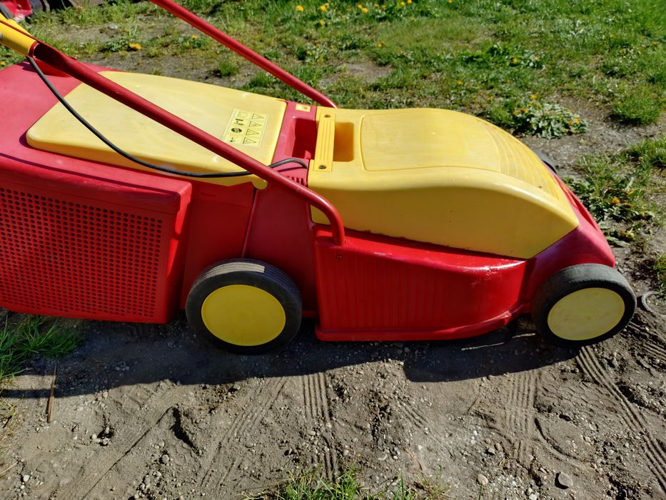 Kosiarka elektryczna Wolf Garden 238E