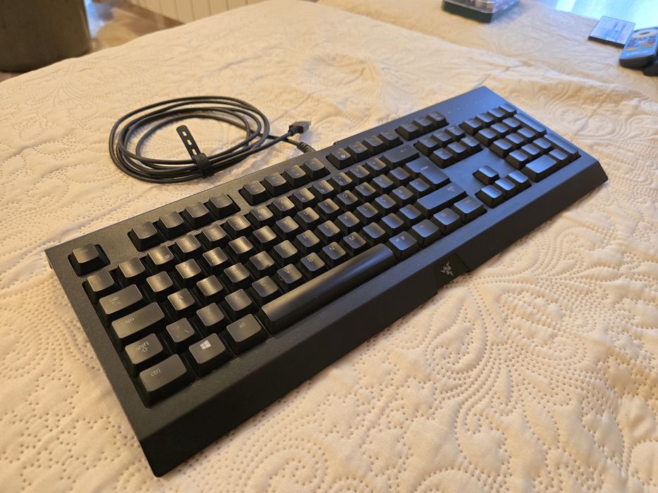 Teclado Como NOVO Gaming Razer Cynosa Chroma RGB !