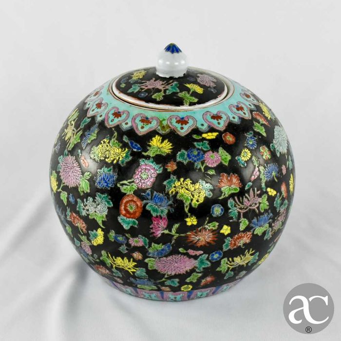 Pote de gengibre, Família Negra, Porcelana da China, circa 1960